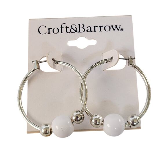 Croft & Barrow Hoop Earrings White Beads Silver Tone Pierced, Gift Bag 1.5 in - Picture 3 of 8